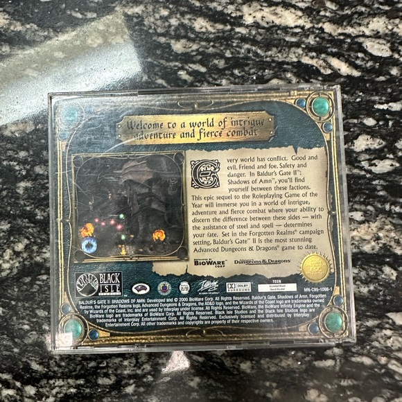 Baldur's Gate 2 Shadows of Amn  Game PC CD-ROM  2000 4 Discs - Picture 2 of 8